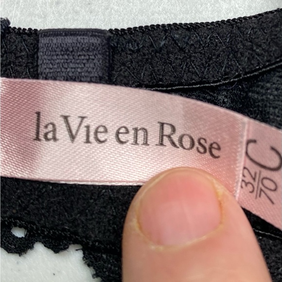 LVR BLK Push-up Plunge, 32C. *P1023 - Picture 9 of 9